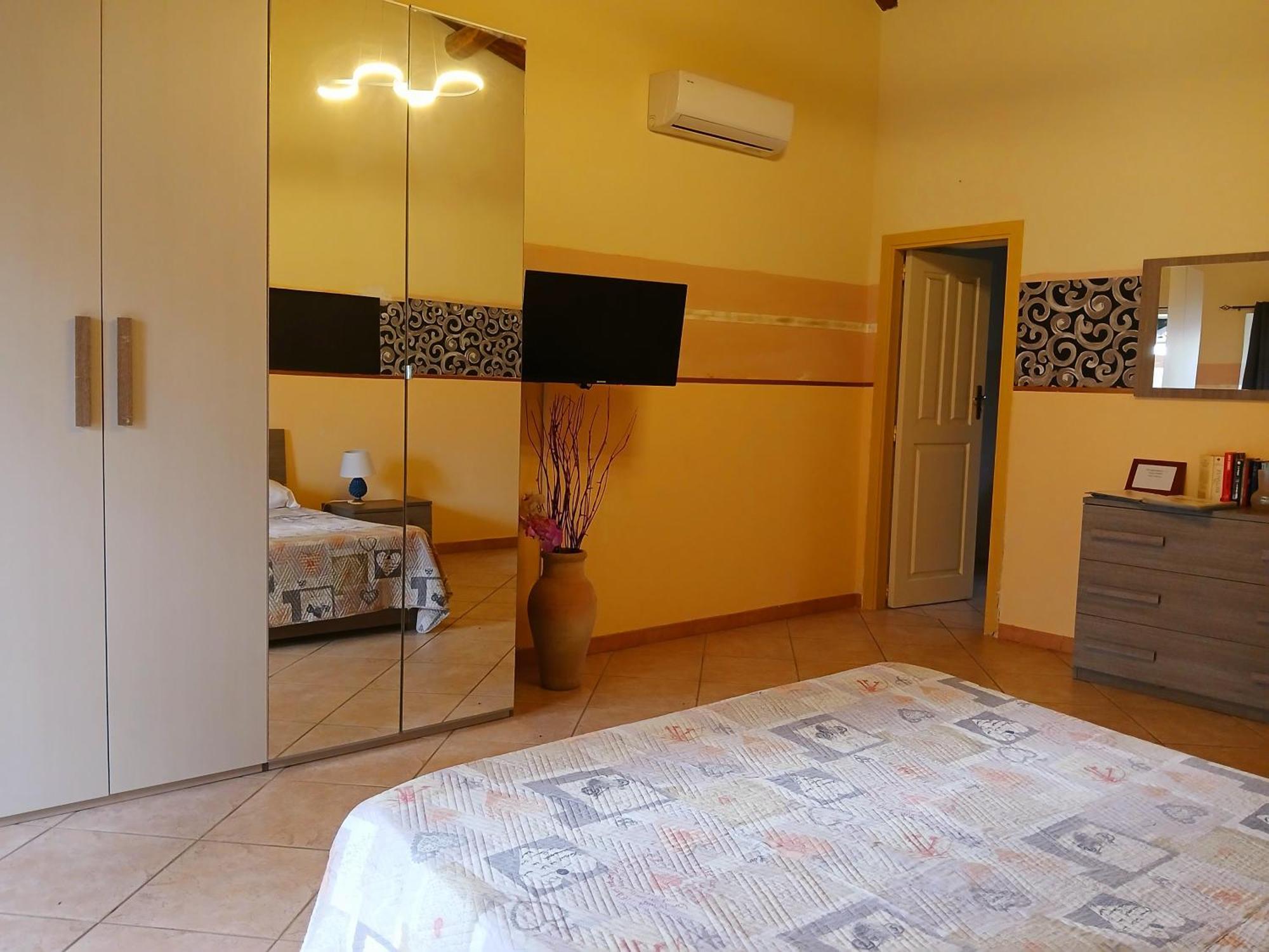 Villa Laura Apartment Джардини-Наксос Экстерьер фото
