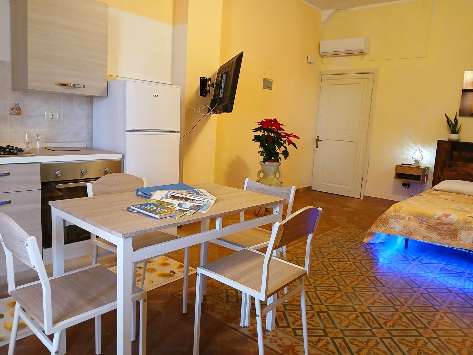 Villa Laura Apartment Джардини-Наксос Экстерьер фото